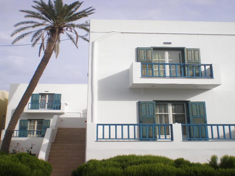 Finikas Studios Adamantas  Exterior foto