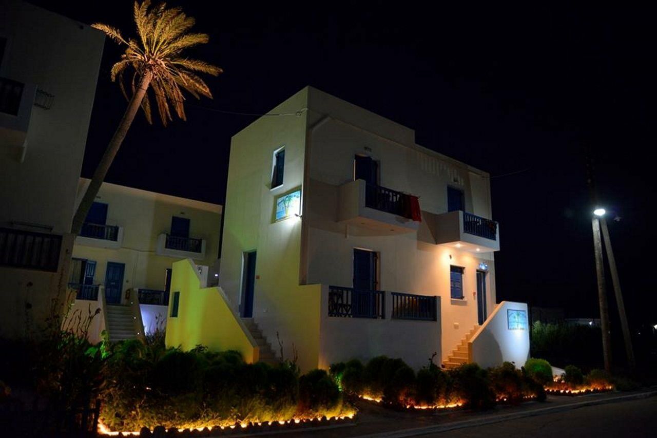 Finikas Studios Adamantas  Exterior foto
